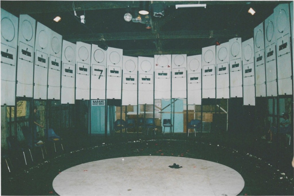 el huevo (2000-2002)